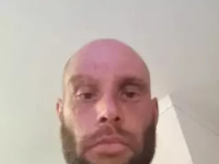Cloudzz386's Live Sex Cam Show