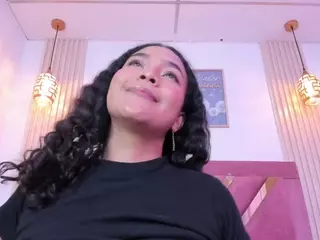 Vickyruiz1's Live Sex Cam Show