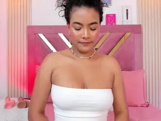 Vickyruiz1's Live Sex Cam Show