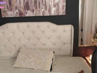 villaloboslia Live Webcam on CamSoda