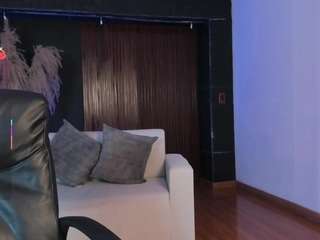 aida-jones Live Webcam on CamSoda