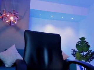 aida-jones webcam