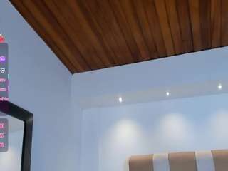 aida-jones's CamSoda show and profile