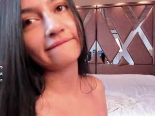 aida-jones's CamSoda show and profile