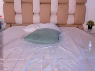 Aida-Jones's Live Sex Cam Show