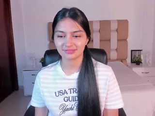 Aida-Jones's Live Sex Cam Show