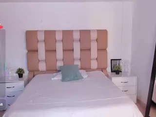 Aida-Jones's Live Sex Cam Show