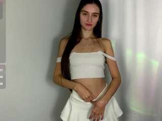aliceqq Live Webcam on CamSoda