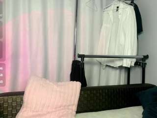 aliceqq Live Webcam on CamSoda