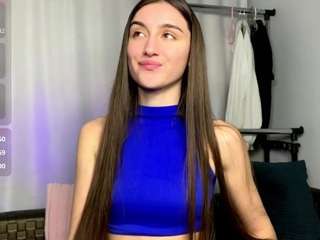 aliceqq Live Webcam on CamSoda