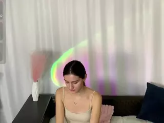 Aliceqq's Live Sex Cam Show