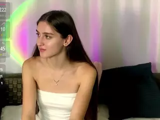 Aliceqq's Live Sex Cam Show