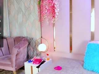 emmawilliams22 from CamSoda is Freechat