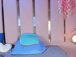 emmawilliams22 Live Webcam on CamSoda