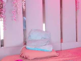 emmawilliams22 webcam