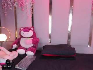 emmawilliams22 webcam