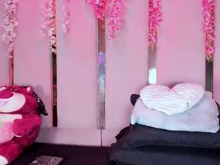 le modèle emmawilliams22 est en webcam porno dans un show sur le site camsoda, il possède les tags suivants: anal,sexy,lingerie,lovense,lush,massage,naked,oil,orgasm,public,pussy,sexydance,hairy pussy,spank,squirter,striptease,tattoos,teen 18,toys,twerk