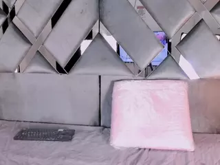 emmawilliams's Live Sex Cam Show