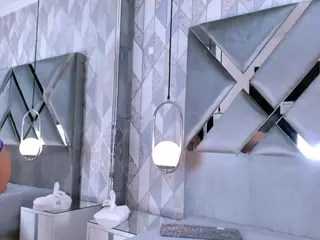 emmawilliams's Live Sex Cam Show