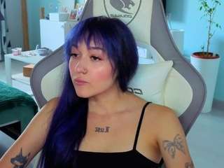 ImSuka live webcam show
