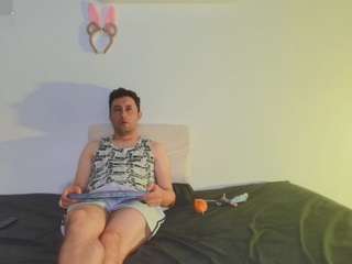 jeremmyandstacy, male webcam model,  years old, on live webcam