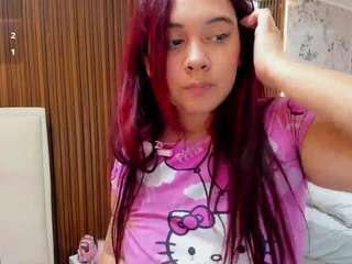 madyrowan's CamSoda show and profile