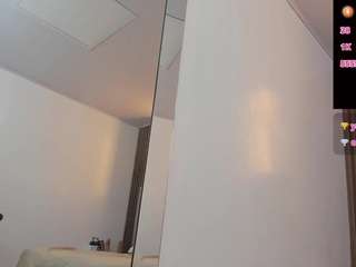 madyrowan live cam profile