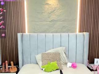 madyrowan live webcam show