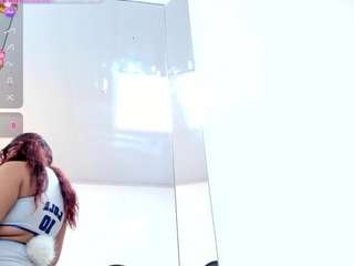 madyrowan live webcam show