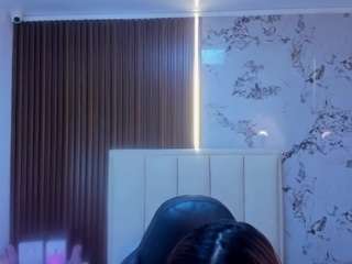 MADYROWAN live cam preview