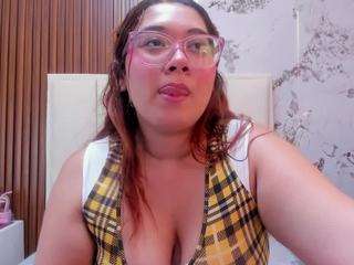 MADYROWAN live cam preview