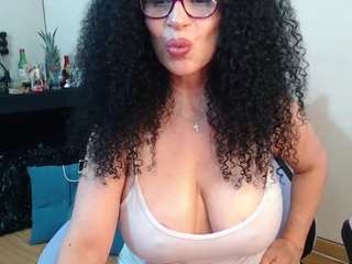 SalomeLHot