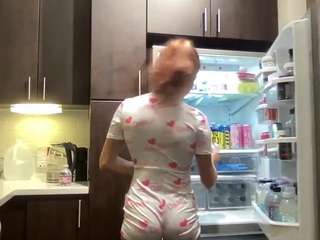 Hd, Young Adult, Twerk, Thin,  Camiqa – Free Live Video Chat with Strangers Online