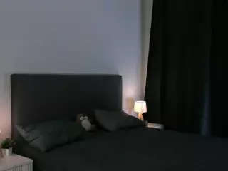 WandaHelme's Live Sex Cam Show