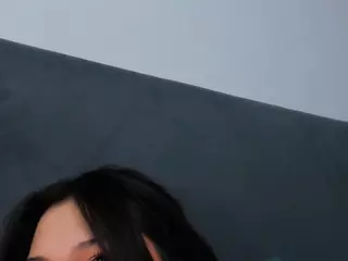 WandaHelme's Live Sex Cam Show