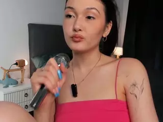 WandaHelme's Live Sex Cam Show
