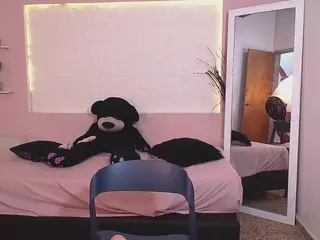 abigailevans11's Live Sex Cam Show