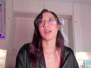 camigox's CamSoda show and profile