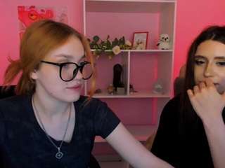  ellie-fire chat room