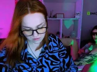 ellie-fire's Live Sex Cam Show
