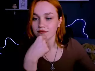 ellie-fire's Live Sex Cam Show