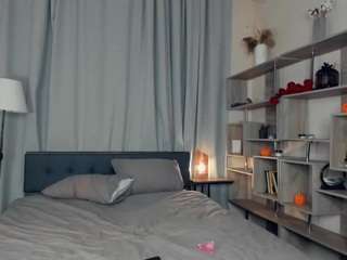 FionaMoore live cam preview