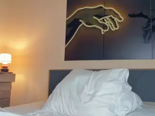 FionaMoore's Live Sex Cam Show