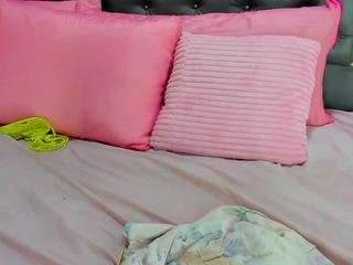 jessybonnie Live Webcam on CamSoda