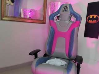 lusykitty Live Webcam on CamSoda