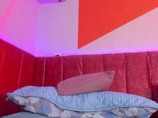 MajooGomez live webcam show