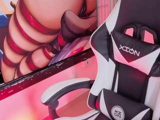 guxplo Live Webcam on CamSoda