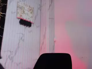 Guxplo's Live Sex Cam Show