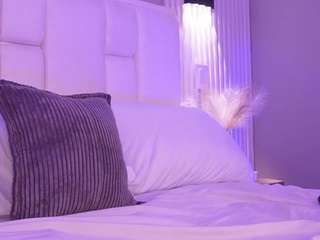 KatlynRous live webcam show