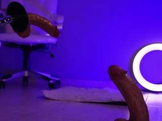 KatlynRous live cam preview